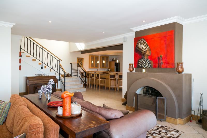 6 Bedroom Property for Sale in Berg En Dal Western Cape